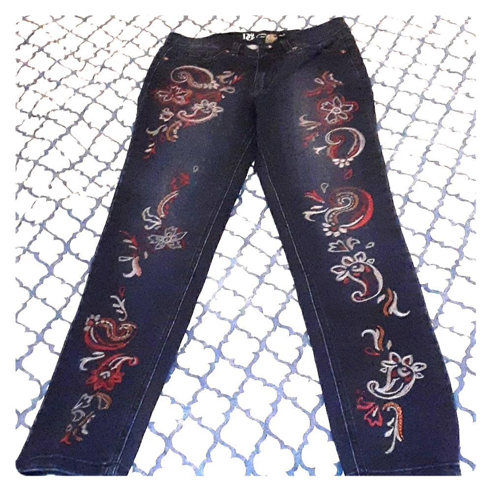 DG2 dark demin Jeans with floral design